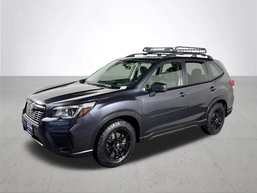 2019 Subaru Forester Premium photo 1