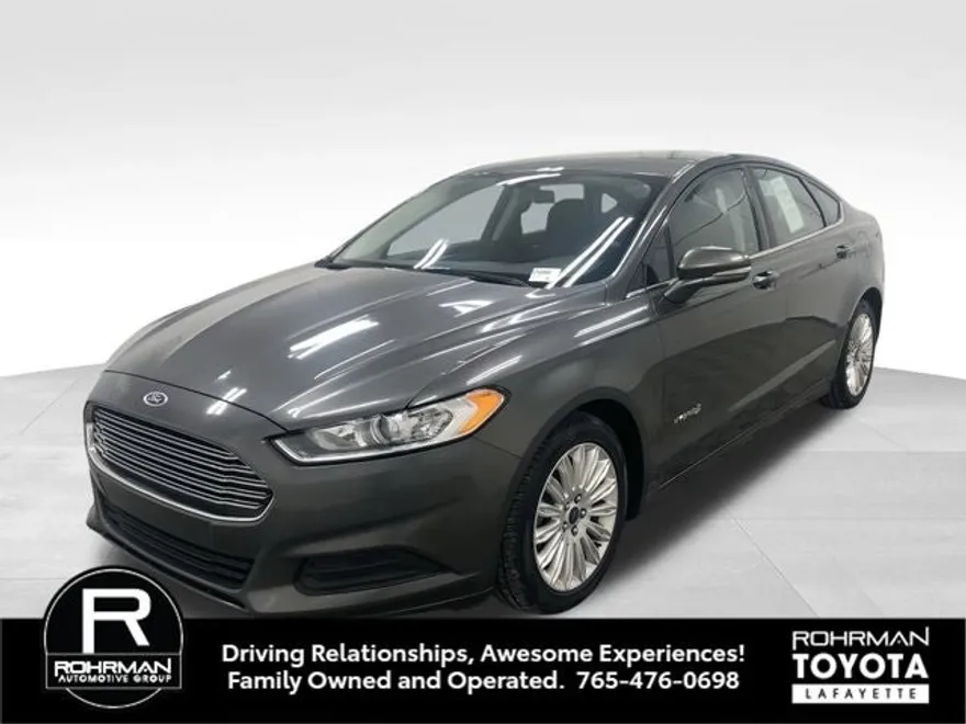 2016 Ford Fusion SE Hybrid photo 1