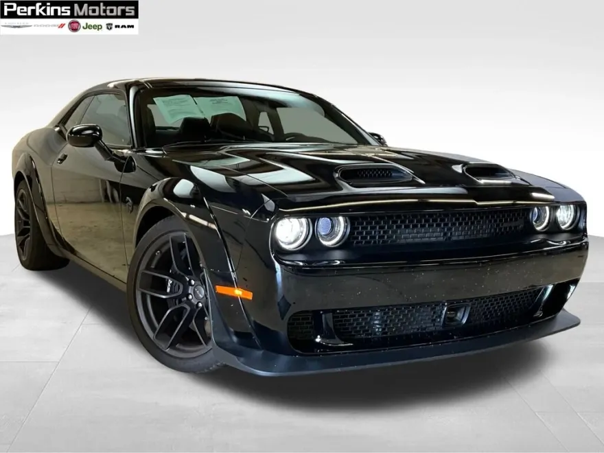 2023 Dodge Challenger SRT8 Hellcat Widebody photo 1
