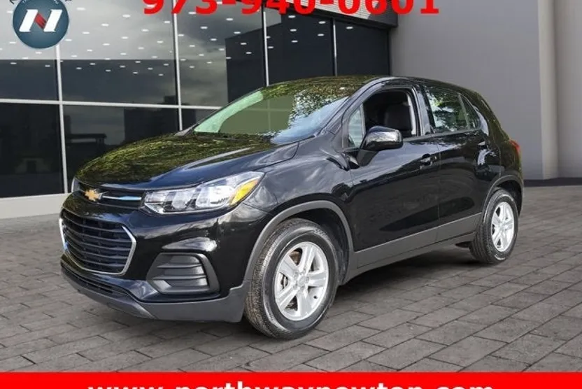 2019 Chevrolet Trax LS photo 1