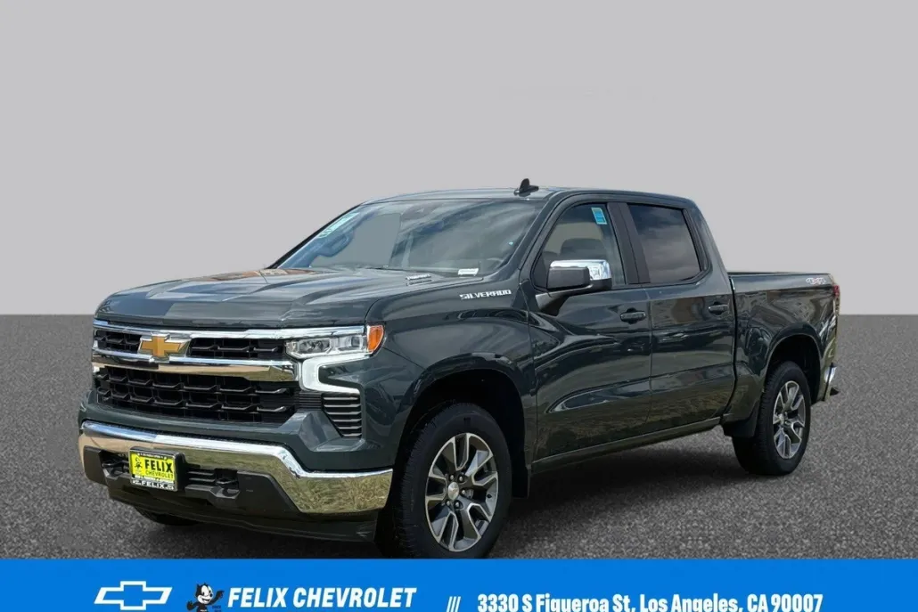 2025 Chevrolet Silverado 1500 LT photo 1
