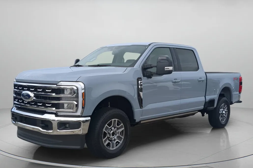 2026 Ford F-250 Lariat photo 1