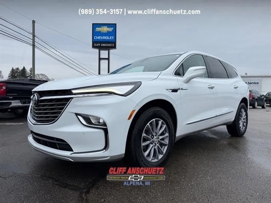 2023 Buick Enclave Essence photo 1