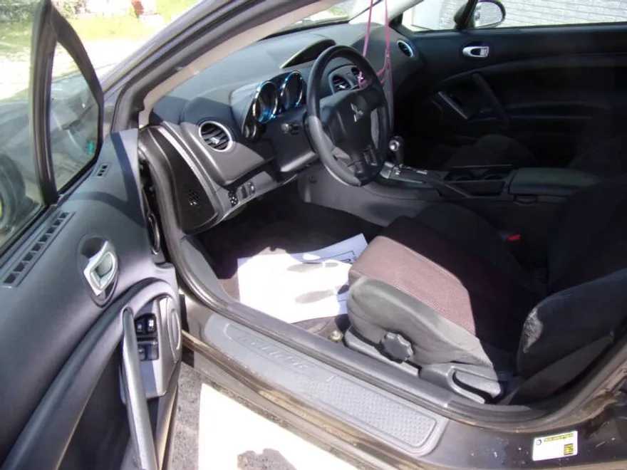 2012 Mitsubishi Eclipse GS photo 1