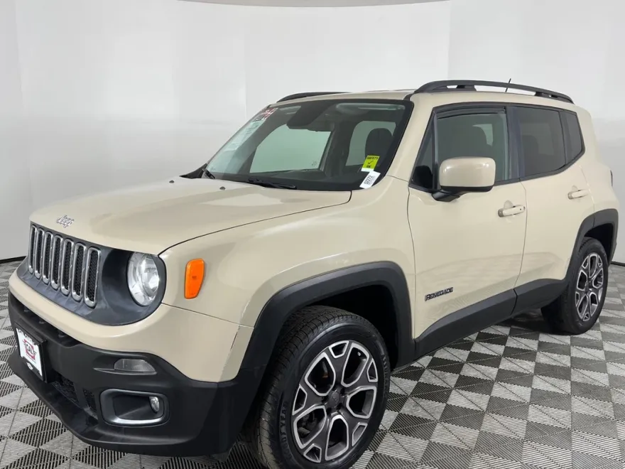 2015 Jeep Renegade Latitude photo 1