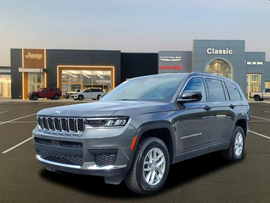 2025 Jeep Grand Cherokee Laredo X photo 1
