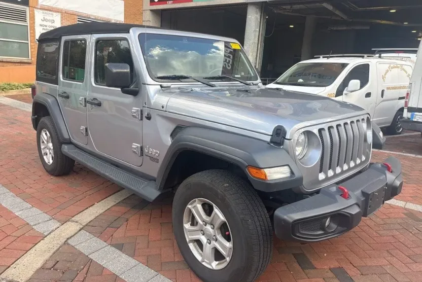 2018 Jeep Wrangler Unlimited Sport S photo 1