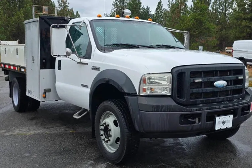 2006 Ford F-550 photo 1