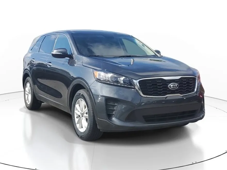 2020 Kia Sorento LX photo 1