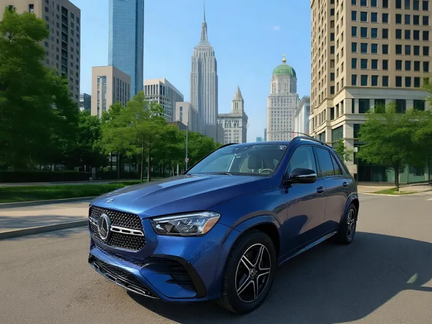 2025 Mercedes Benz GLE 350 4MATIC photo 1