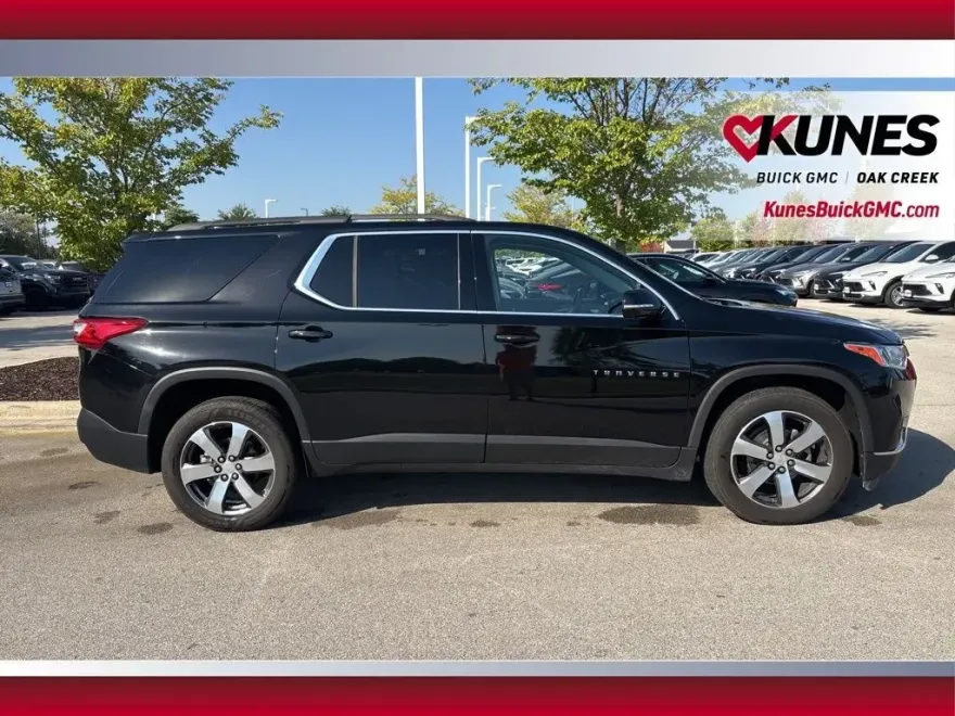 2020 Chevrolet Traverse 3LT photo 1