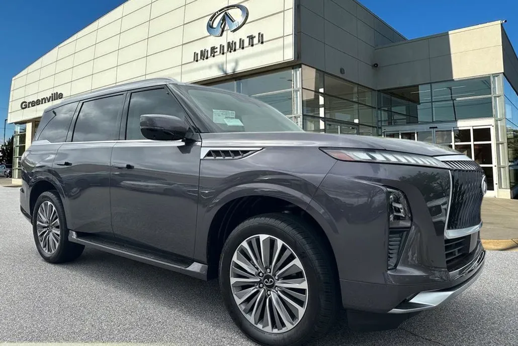 2025 Infiniti QX80 Luxe photo 1