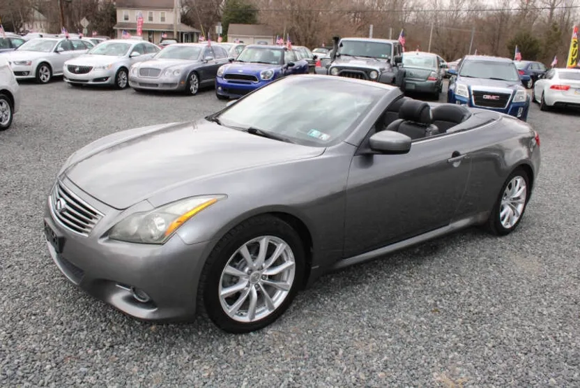 2012 Infiniti G37 Sport Convertible photo 1