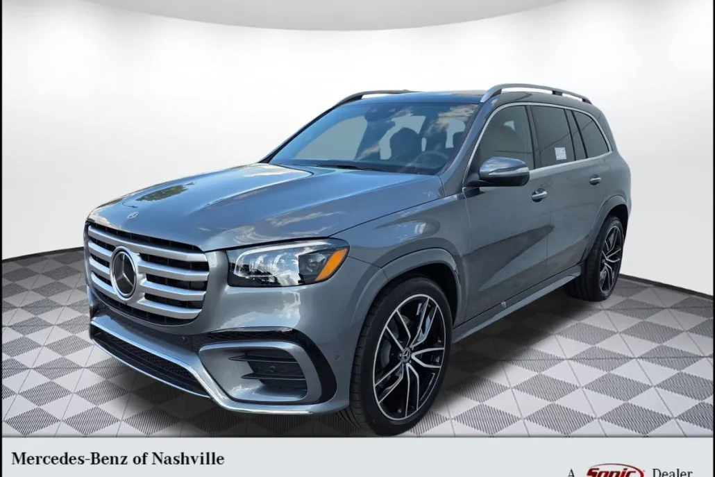 2026 Mercedes Benz GLS 450 4MATIC photo 1