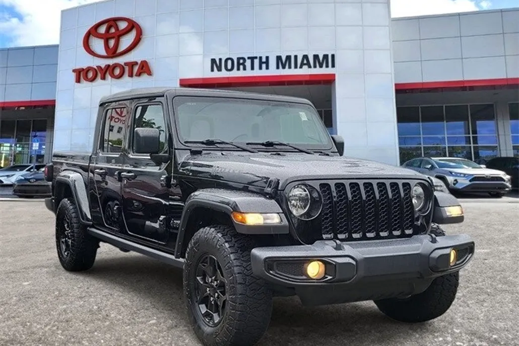 2022 Jeep Gladiator Sport photo 1