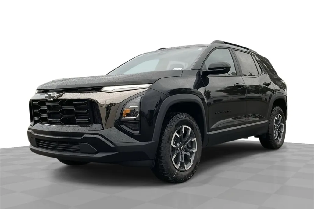 2026 Chevrolet Equinox ACTIV photo 1