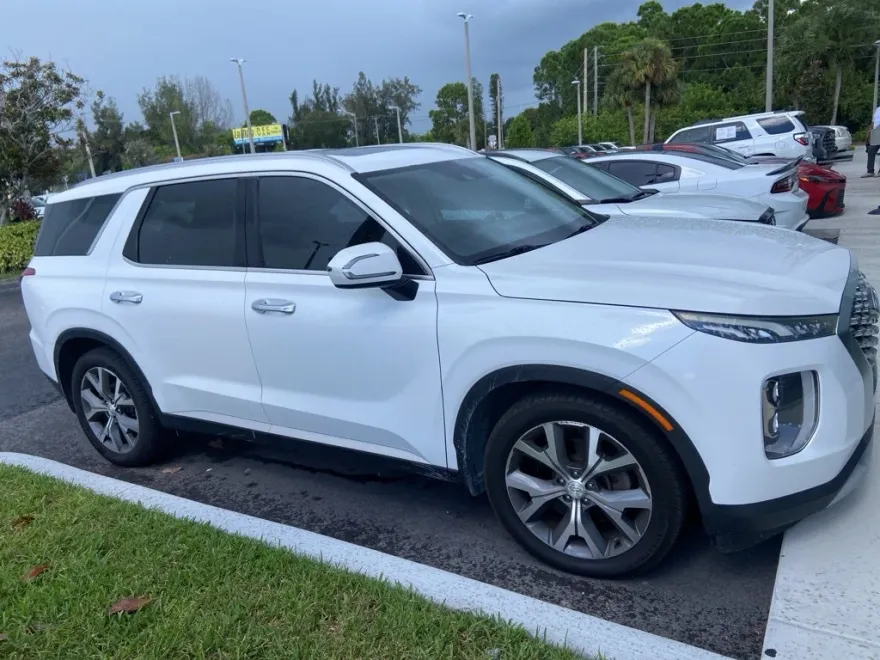 2020 Hyundai Palisade SEL photo 1