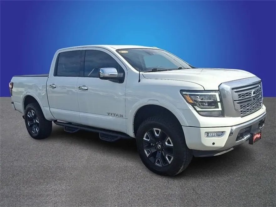 2021 Nissan Titan Crew Cab Platinum Reserve photo 1