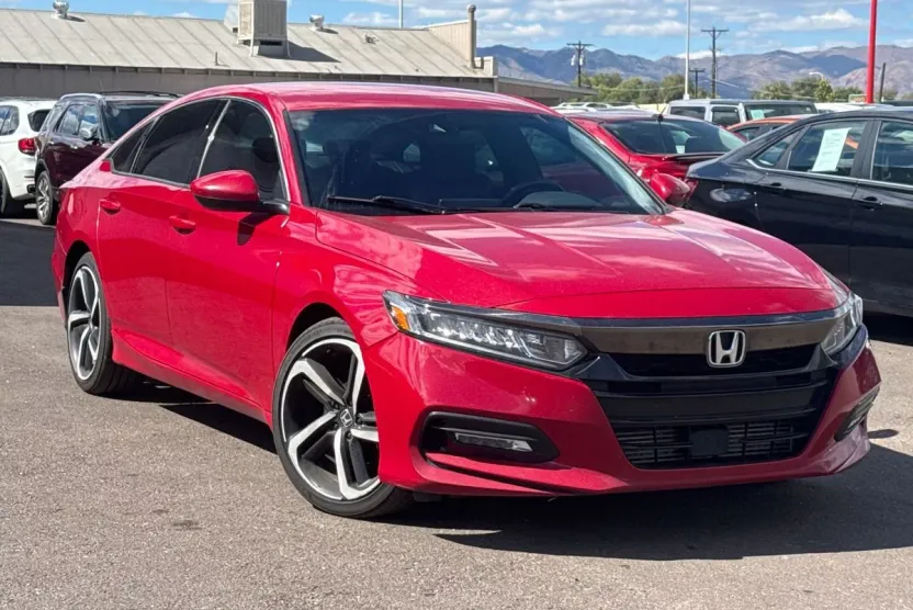 2020 Honda Accord Sport photo 1