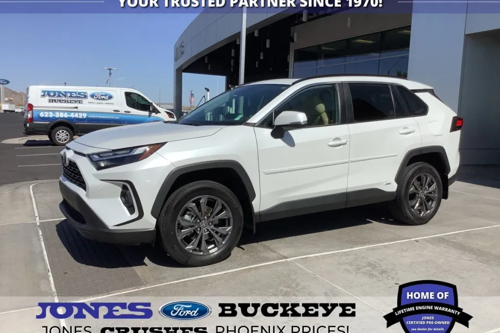 2023 Toyota RAV4 Hybrid XLE Premium photo 1