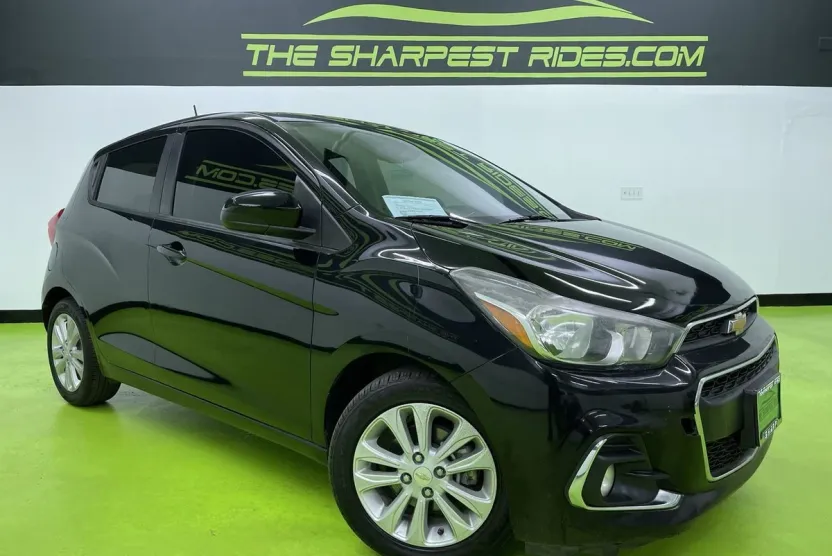 2017 Chevrolet Spark 1LT LT photo 1