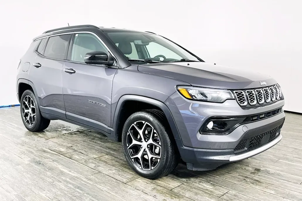2024 Jeep Compass Limited photo 1