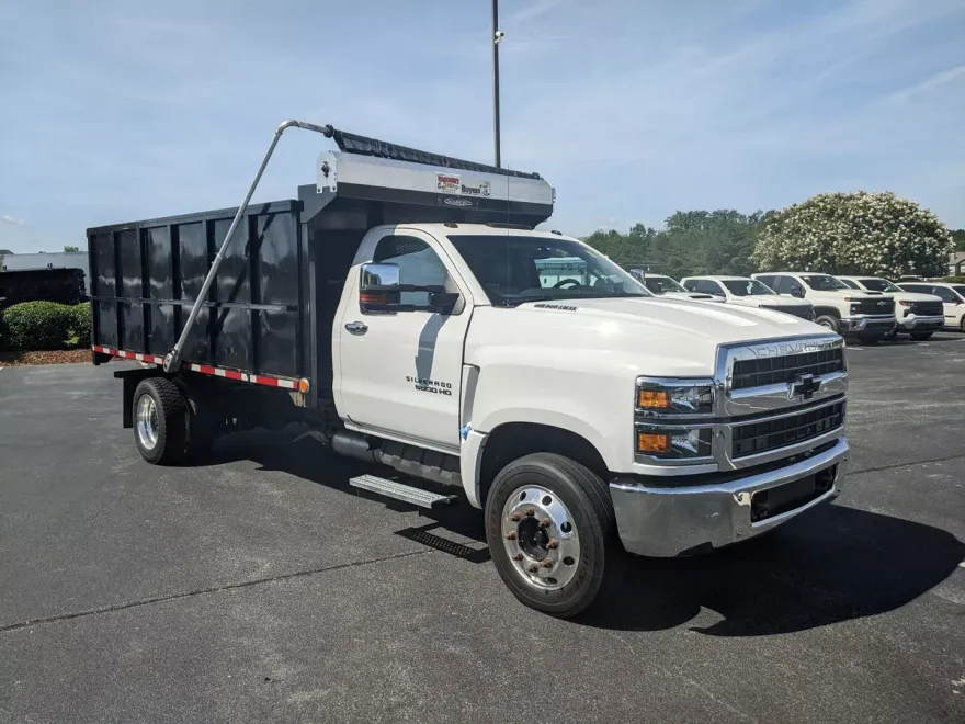 2021 Chevrolet Silverado 5500HD Work Truck photo 1
