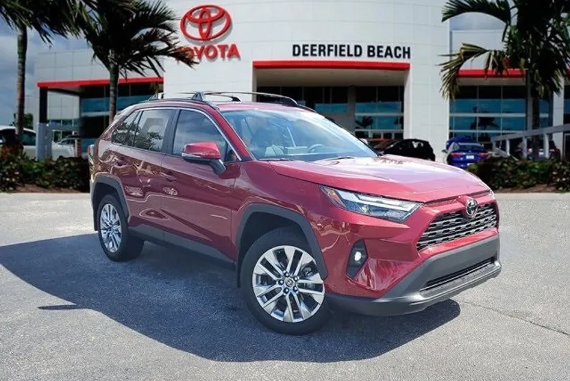 2025 Toyota RAV4 XLE Premium photo 1