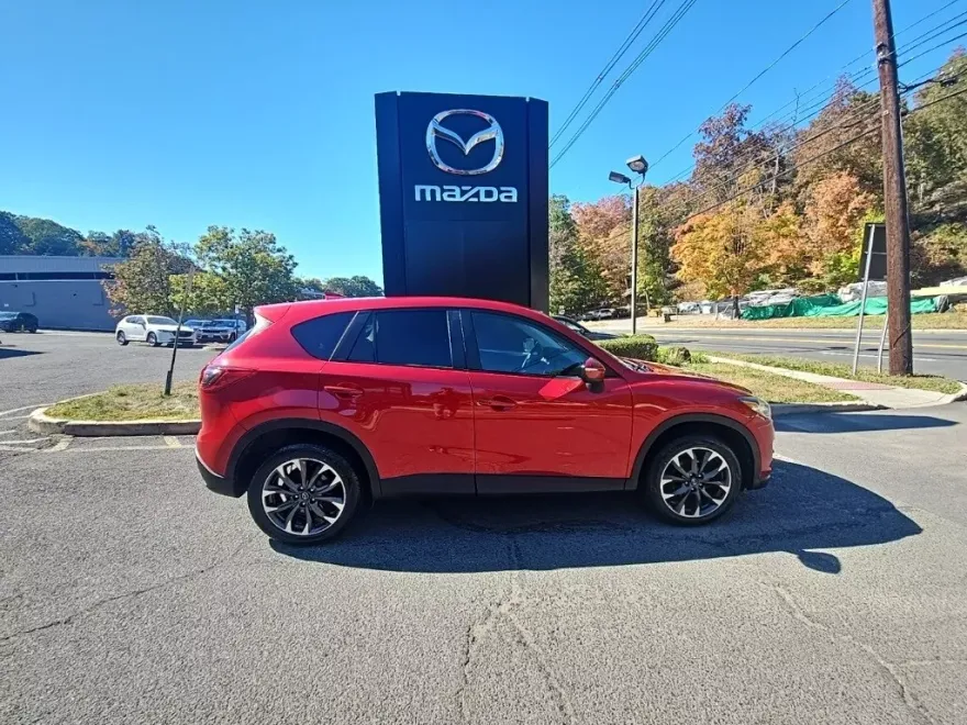 2016 Mazda CX-5 Grand Touring photo 1