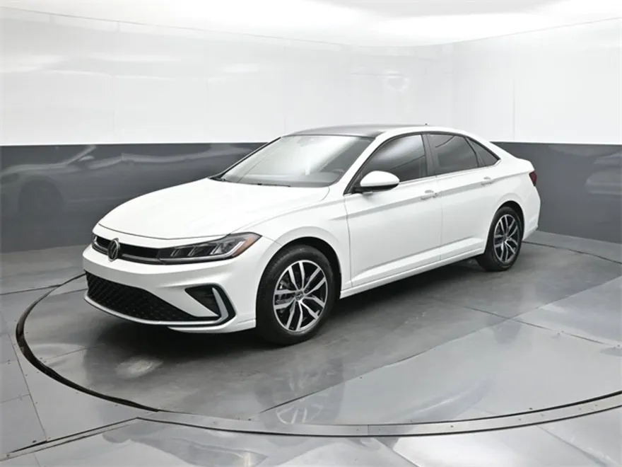 2025 Volkswagen Jetta 1.5T SE photo 1