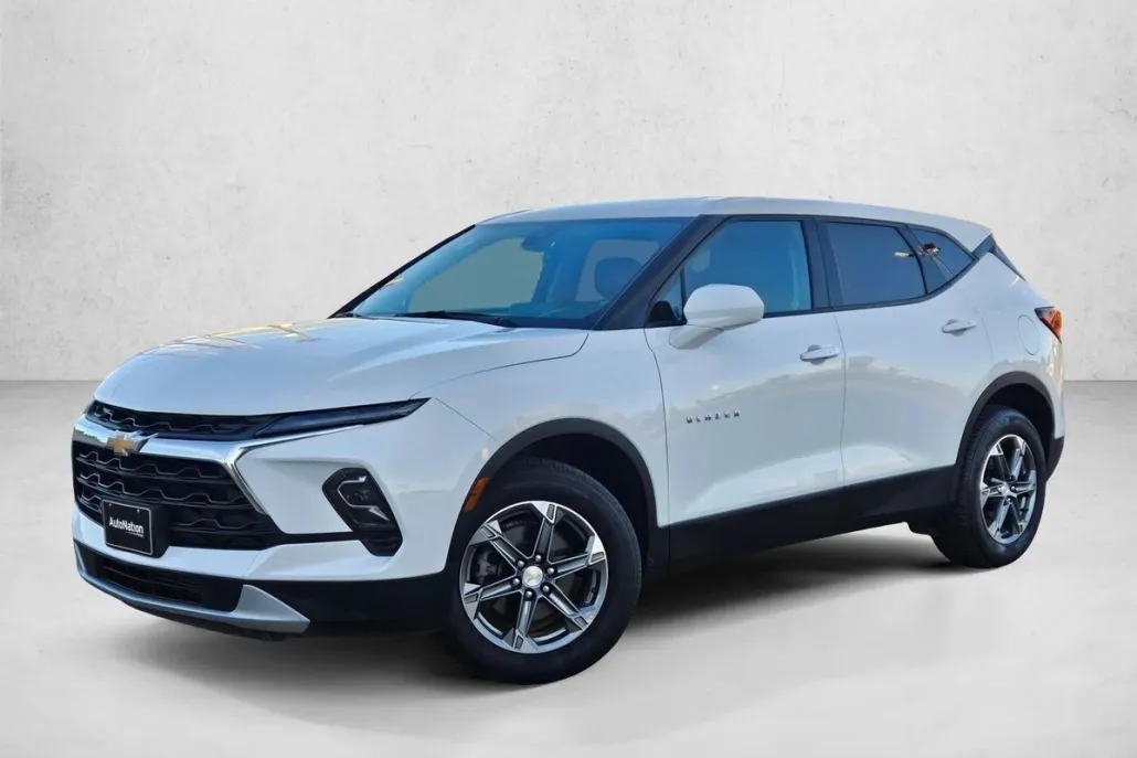 2023 Chevrolet Blazer 2LT photo 1