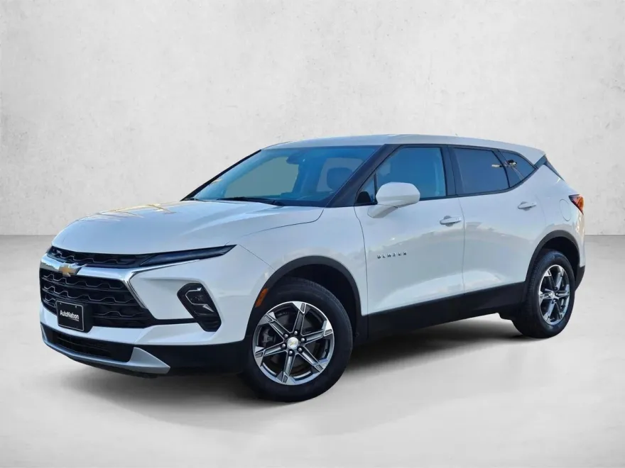 2023 Chevrolet Blazer 2LT photo 1