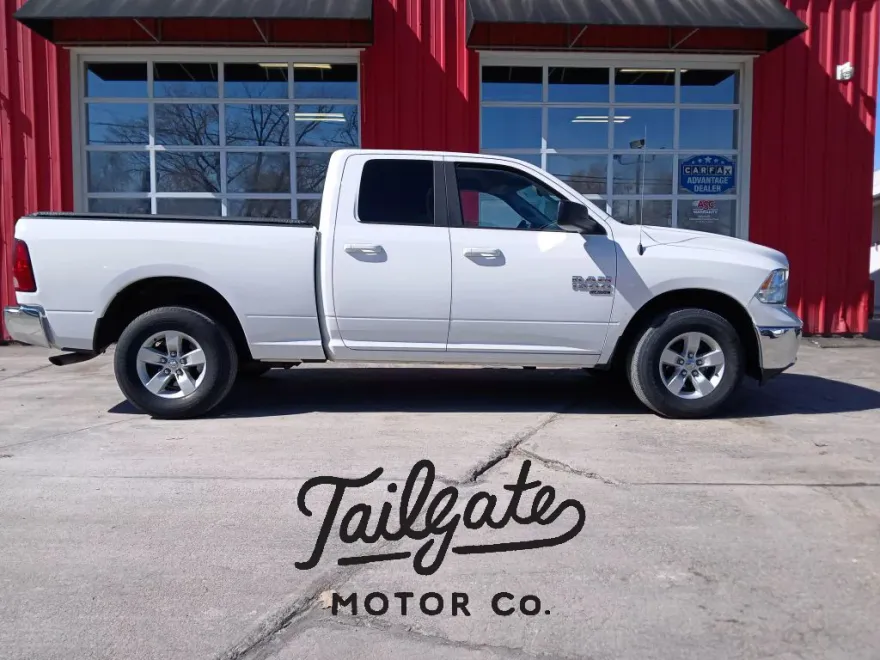 2019 Ram 1500 Classic SLT photo 1