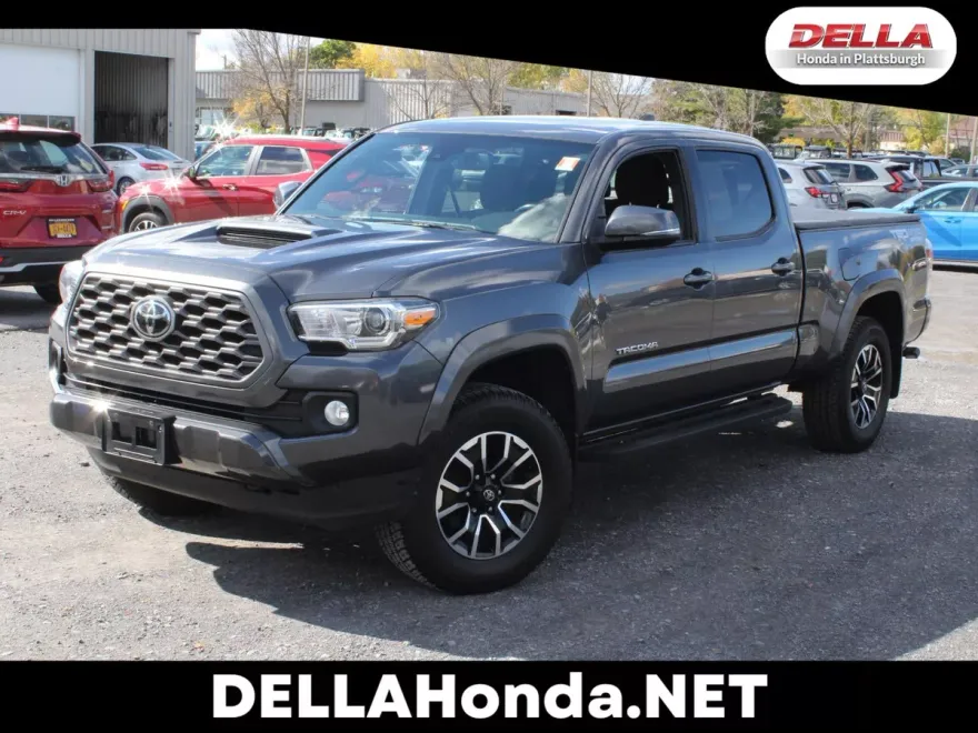 2021 Toyota Tacoma TRD Sport photo 1