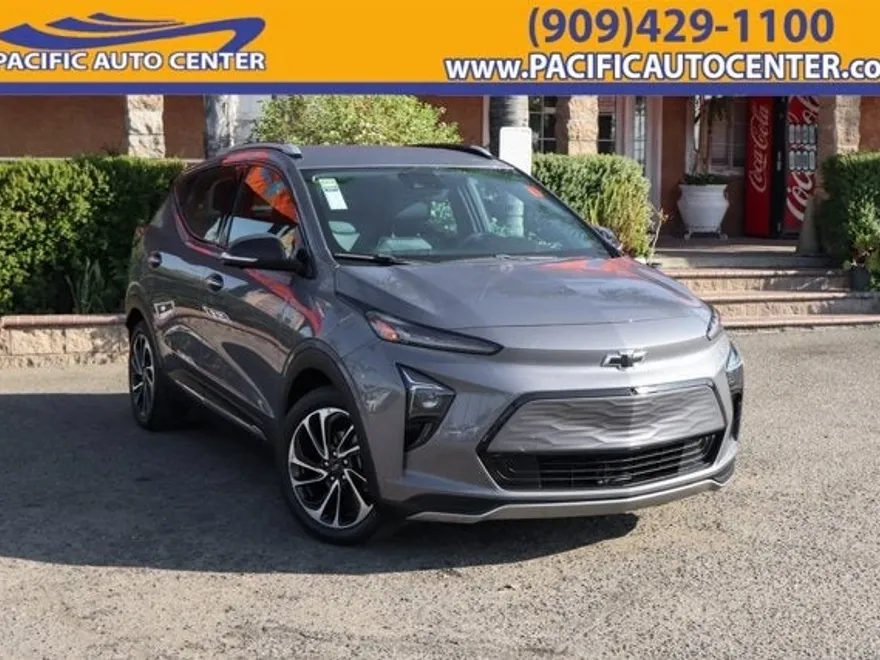 2022 Chevrolet Bolt EUV Premier photo 1