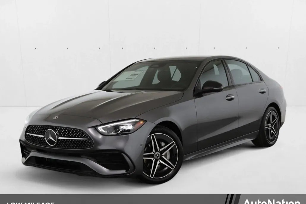 2025 Mercedes Benz C 300 4MATIC photo 1