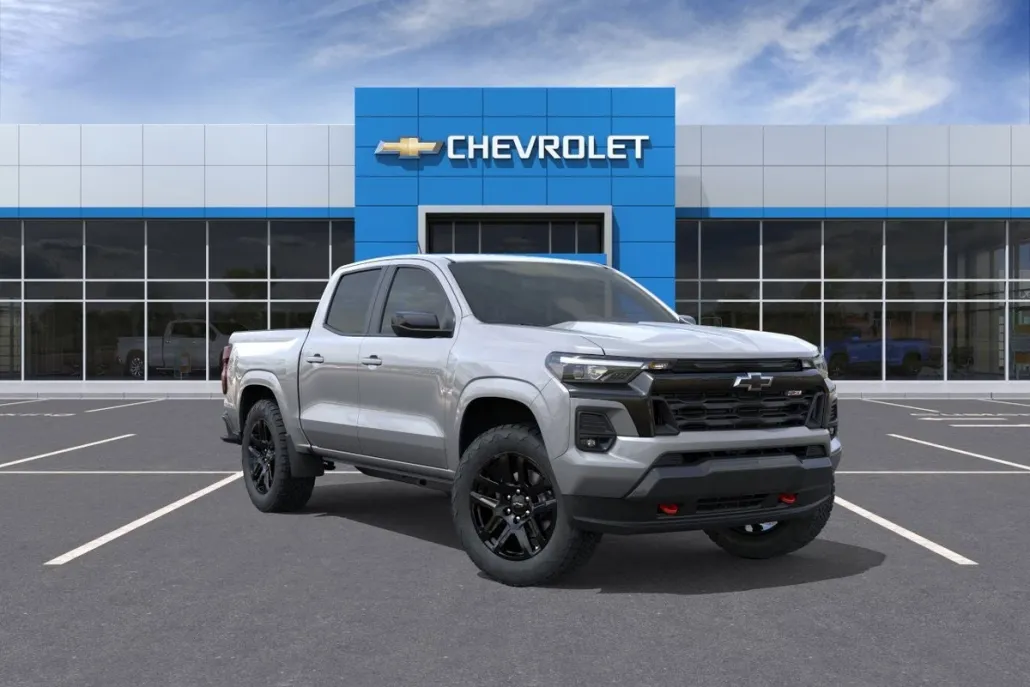 2025 Chevrolet Colorado Z71 photo 1