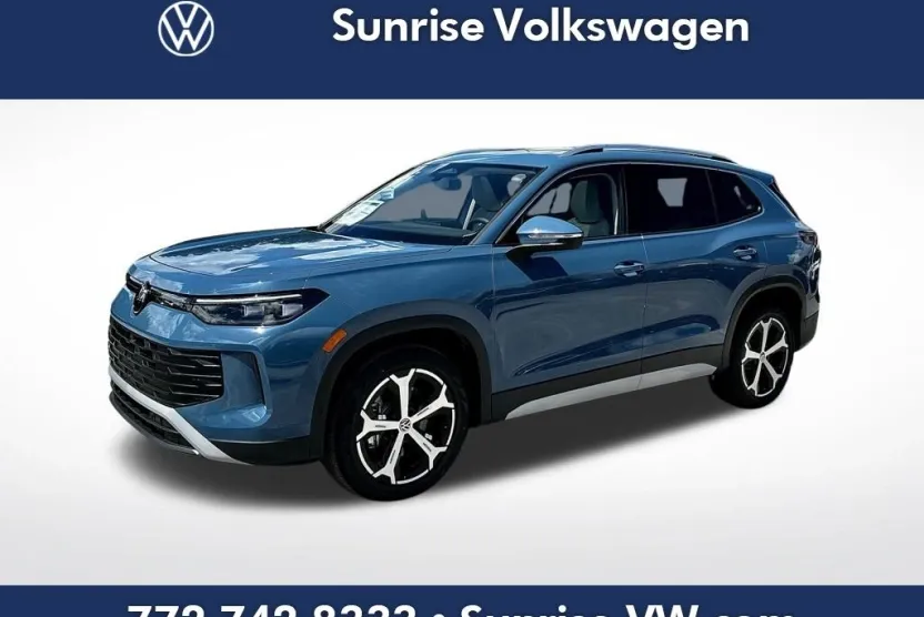 2025 Volkswagen Tiguan SE photo 1