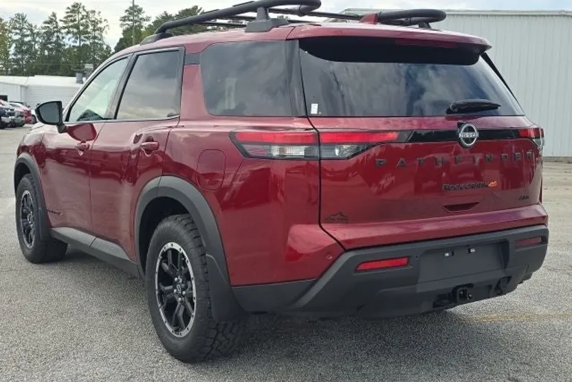 2025 Nissan Pathfinder Rock Creek photo 1