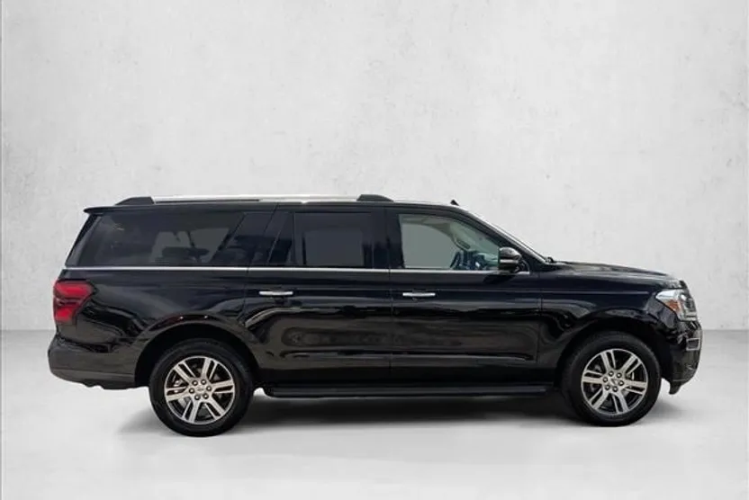 2024 Ford Expedition MAX Limited photo 1