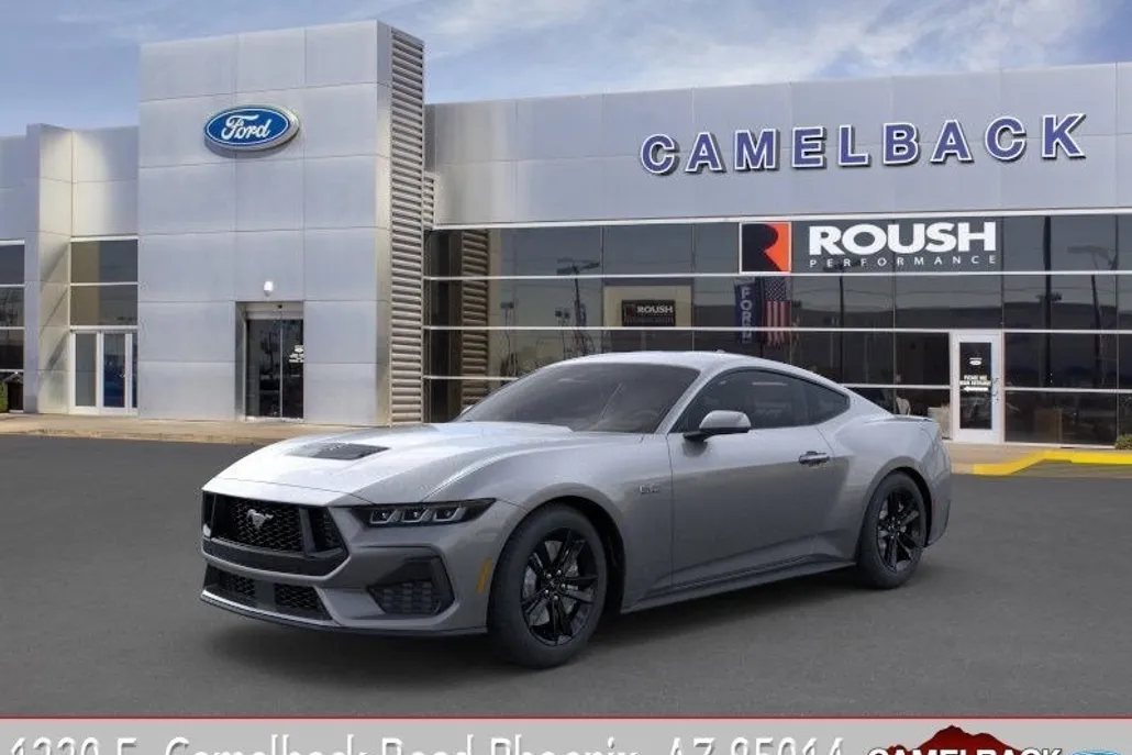 2025 Ford Mustang GT photo 1