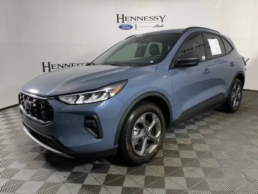 2025 Ford Escape ST-Line photo 1