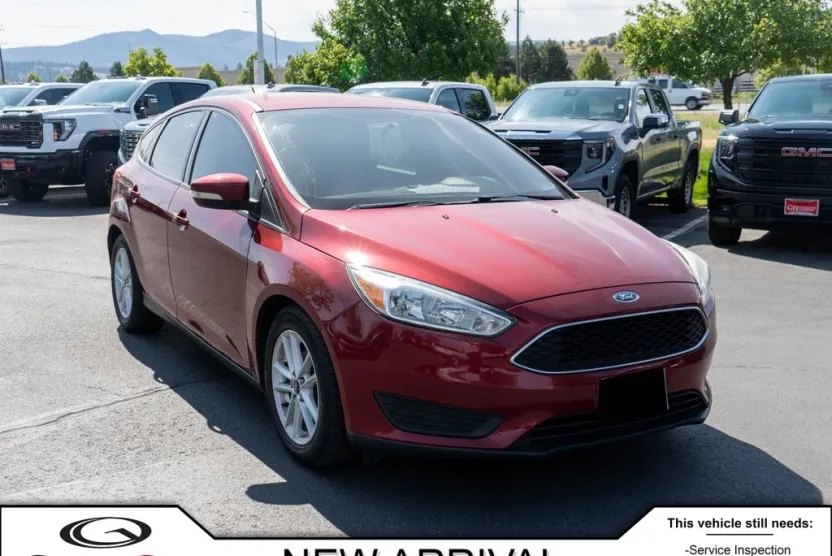 2017 Ford Focus SE photo 1