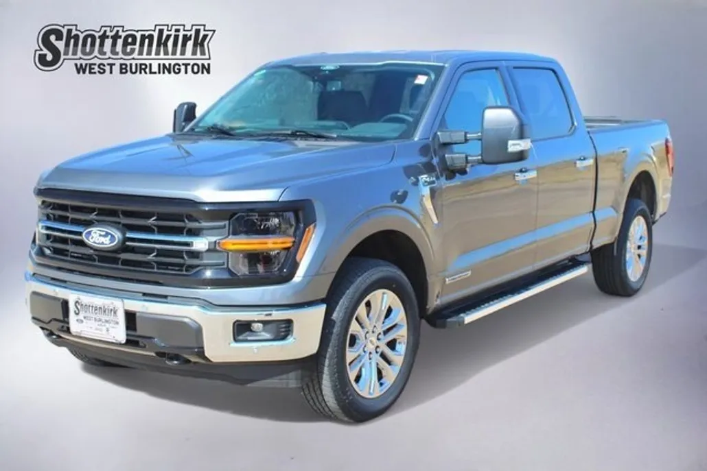 2025 Ford F-150 XLT photo 1