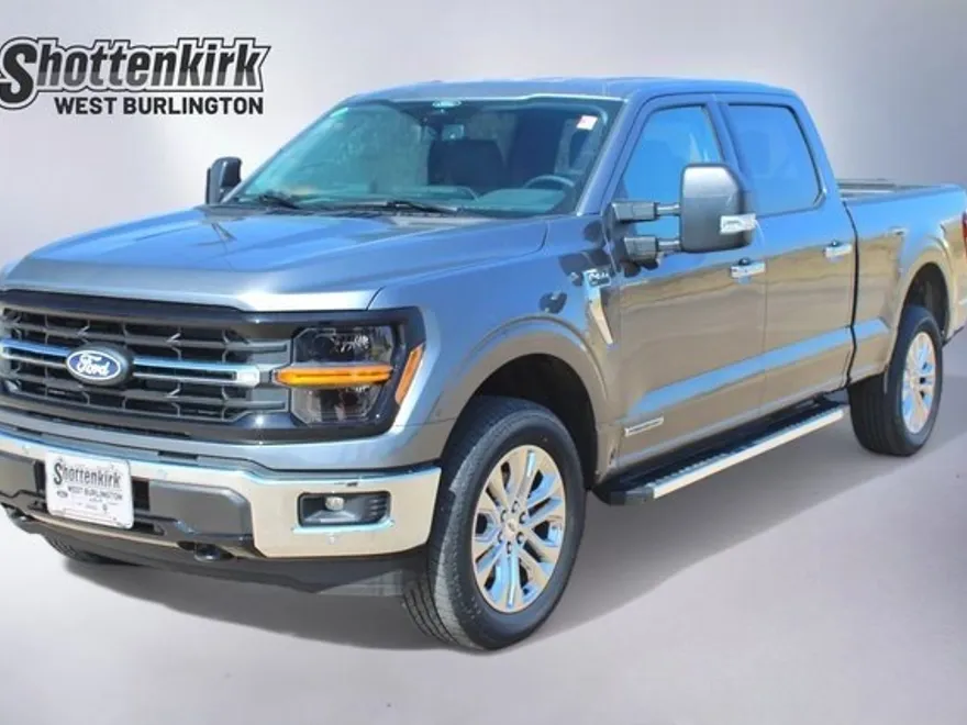 2025 Ford F-150 XLT photo 1