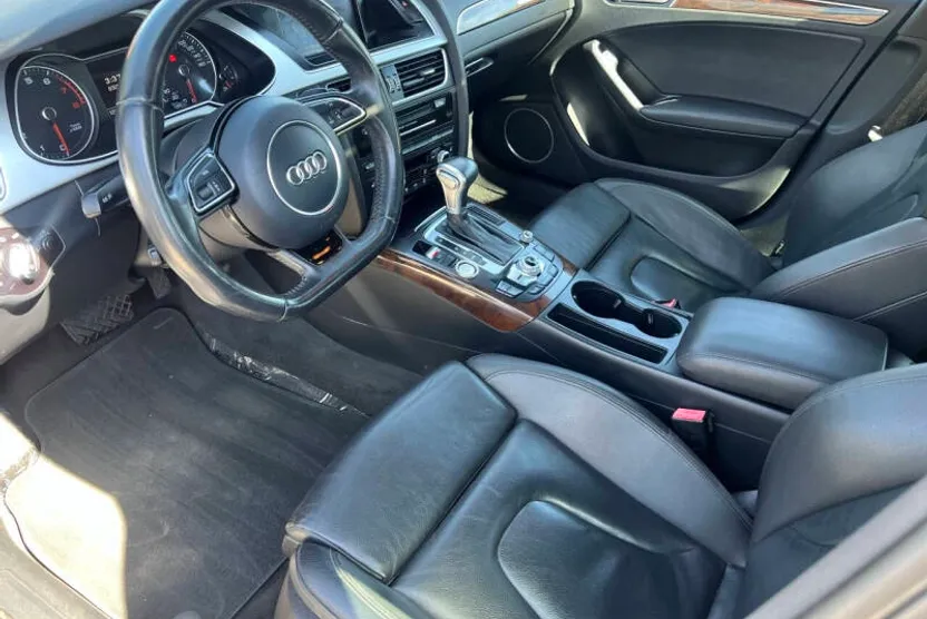 2016 Audi A4 2.0T Quattro Premium Plus photo 1