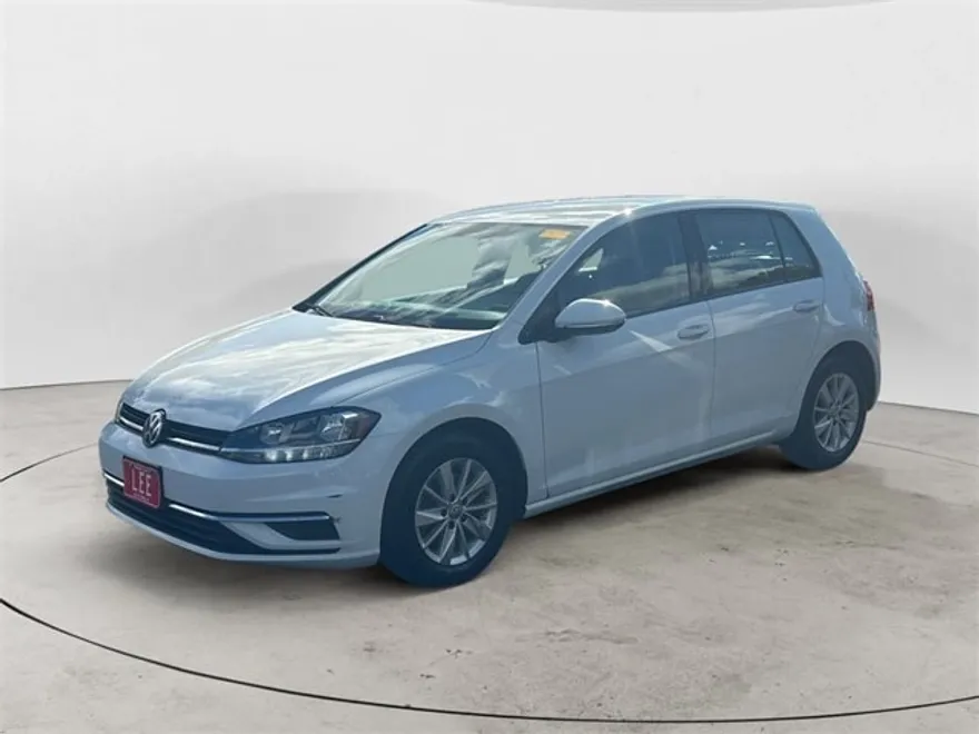 2019 Volkswagen Golf S photo 1