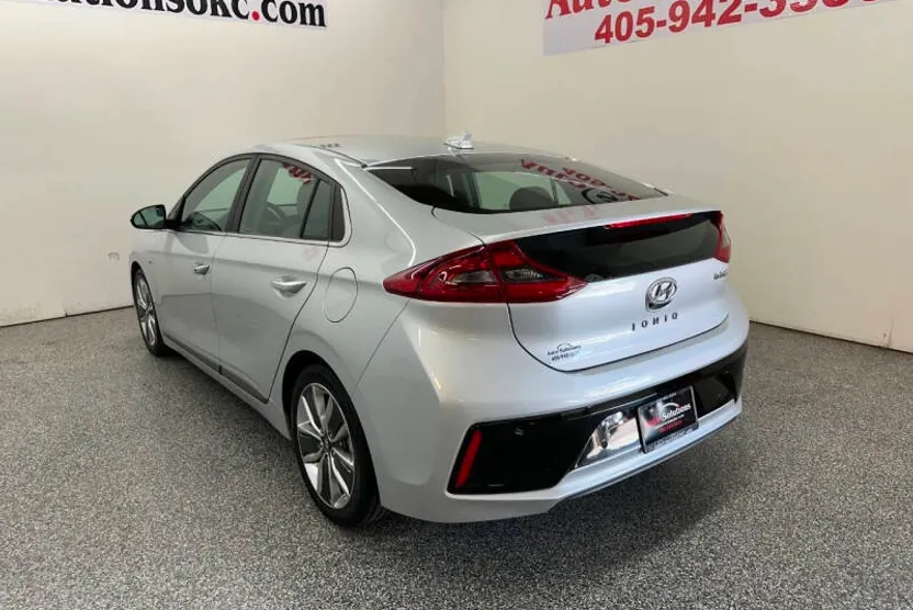 2019 Hyundai Ioniq Limited photo 1