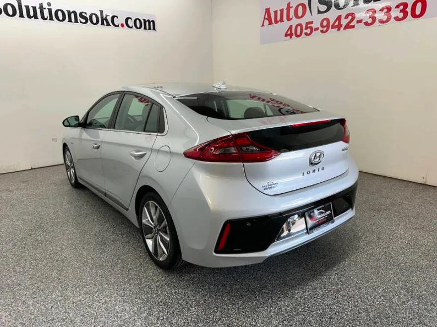 2019 Hyundai Ioniq Limited photo 1