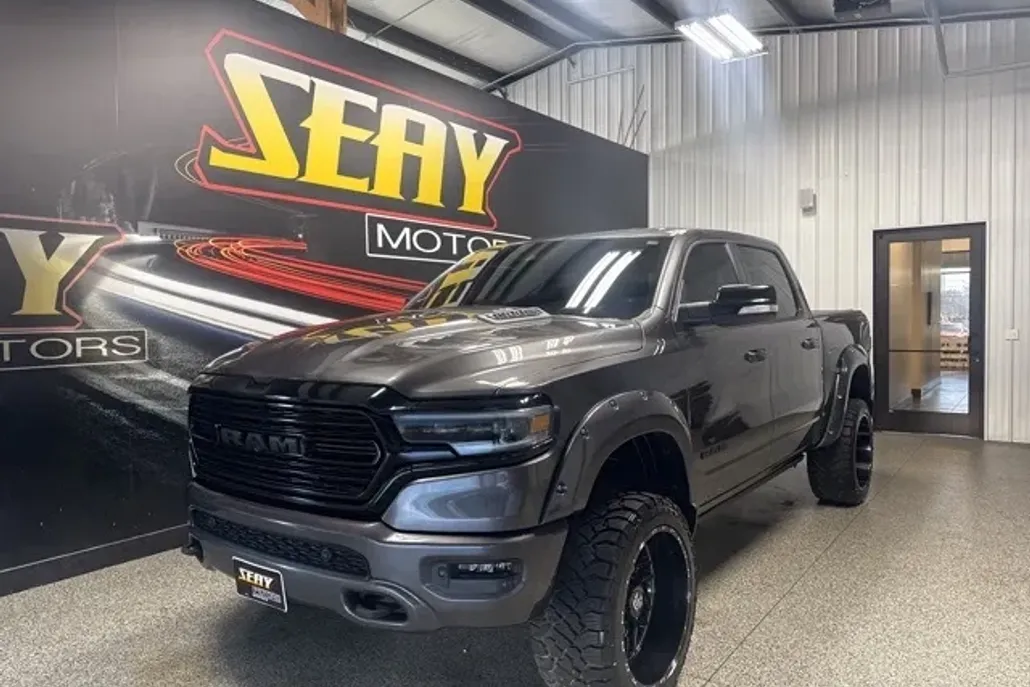 2021 Ram 1500 Limited photo 1